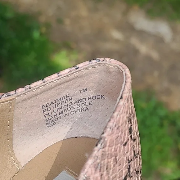 STEVE MADDEN Size 7m Flats Snakeskin look - Picture 5 of 8